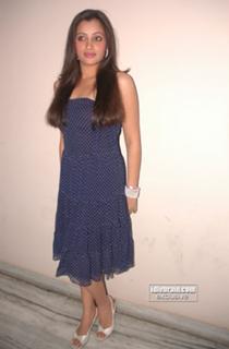 Navneet Kaur feet photo 7