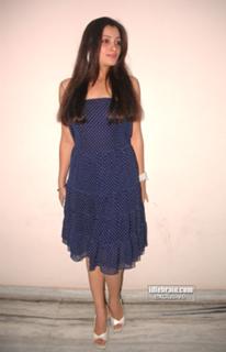 Navneet Kaur feet photo 19