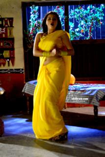 Navneet Kaur feet photo 18