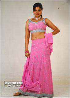 Navneet Kaur feet photo 1