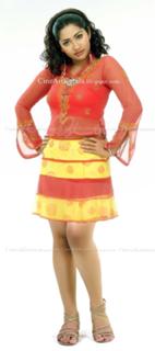 Navya Nair feet photo thumbnail