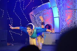 Navya Nair feet photo thumbnail