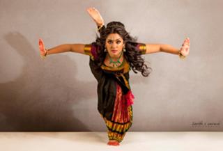 Navya Nair feet photo thumbnail