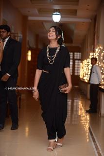Navya Nair feet photo thumbnail