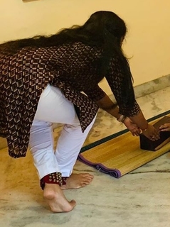 Navya Nair feet photo thumbnail