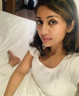 Navya Nair feet photo thumbnail