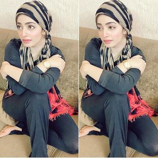 Nawal Saeed feet photo 3