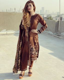 Nawal Saeed feet photo 4