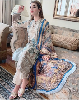 Nawal Saeed feet photo 18