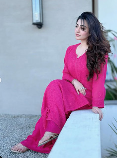 Nawal Saeed feet photo 10