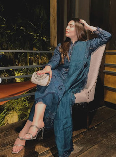 Nawal Saeed feet photo 4