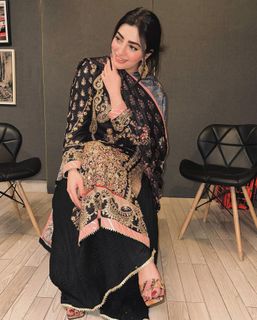 Nawal Saeed feet photo 20