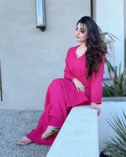 Nawal Saeed feet photo 13