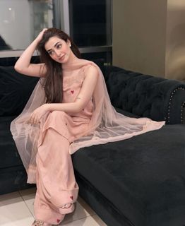 Nawal Saeed feet photo 9