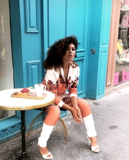 Nawell Madani feet photo 2