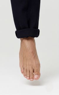 Nawell Madani feet photo 1