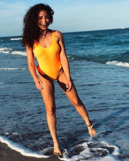 Naya Rappaport feet photo 11