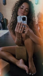 Naya Rappaport feet photo 10