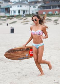 Naya Rivera feet photo thumbnail