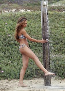 Naya Rivera feet photo thumbnail