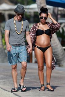 Naya Rivera feet photo thumbnail