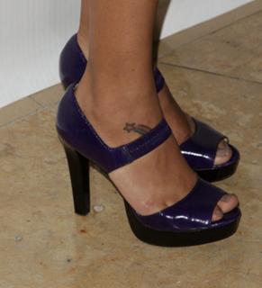 Naya Rivera feet photo thumbnail
