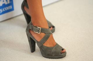 Naya Rivera feet photo thumbnail