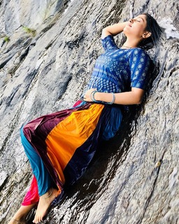 Nayanathara Wickramarachchi feet photo 2