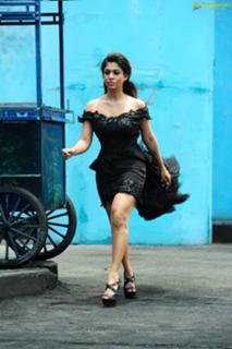 Nayanthara feet photo thumbnail