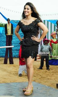 Nayanthara feet photo thumbnail