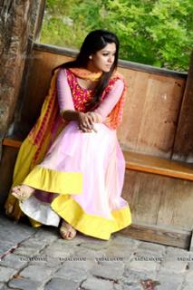 Nayanthara feet photo thumbnail