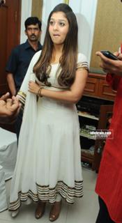 Nayanthara feet photo thumbnail