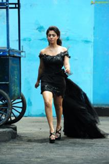 Nayanthara feet photo thumbnail