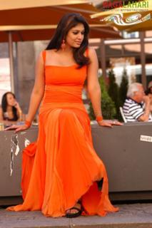 Nayanthara feet photo thumbnail