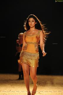 Nayanthara feet photo thumbnail