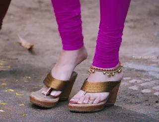 Nayanthara feet photo thumbnail