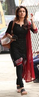 Nayanthara feet photo thumbnail