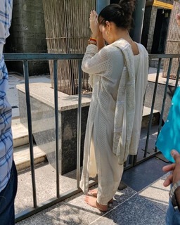 Nayanthara feet photo thumbnail