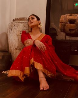 Nayanthara feet photo thumbnail