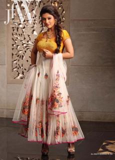 Nayanthara feet photo thumbnail