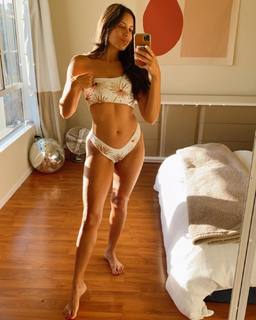 Naz Perez feet photo 2