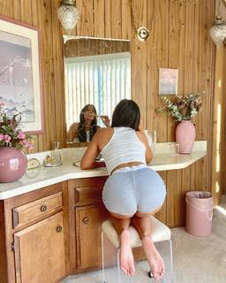 Naz Perez feet photo 12