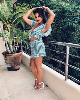 Naz Perez feet photo 7
