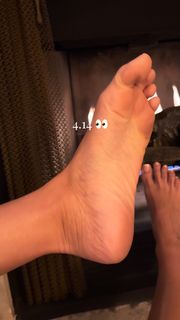 Naz Perez feet photo 3
