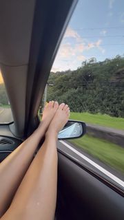 Naz Perez feet photo 12