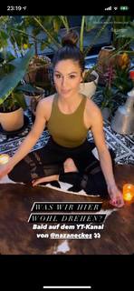 Nazan Eckes feet photo thumbnail
