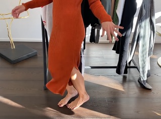 Nazan Eckes feet photo thumbnail