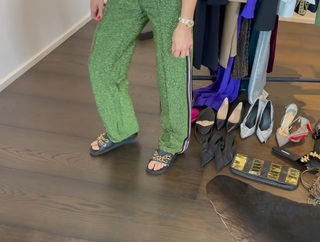 Nazan Eckes feet photo thumbnail