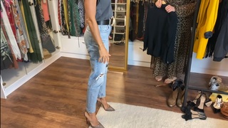 Nazan Eckes feet photo thumbnail