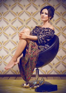 Nazan Eckes feet photo thumbnail